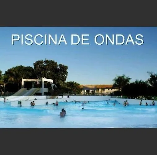 Lacqua Di Roma Com Piscina De Ondas Jr